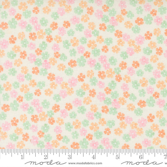 Kindness Daisy Chain Dogwood by Deb Strain for Moda Fabrics, 56155 11, 1/2 yard increments