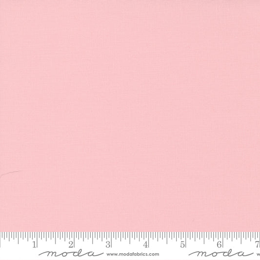 Moda Bella Solids Sisters Pink 9900 145, 1/2 yard increments