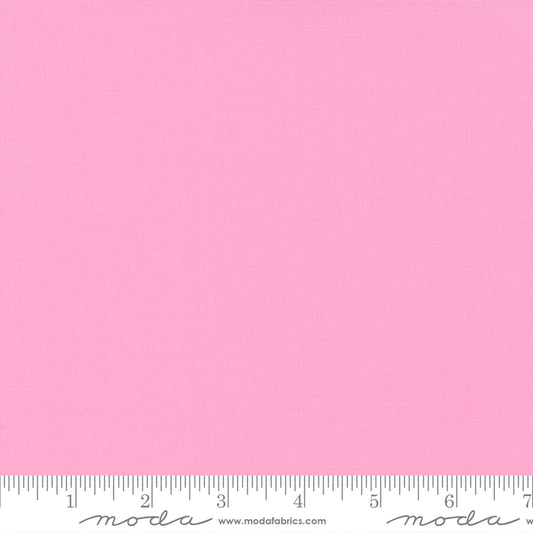 Moda Bella Solids Amelia Pink 9900 166, 1/2 yard increments