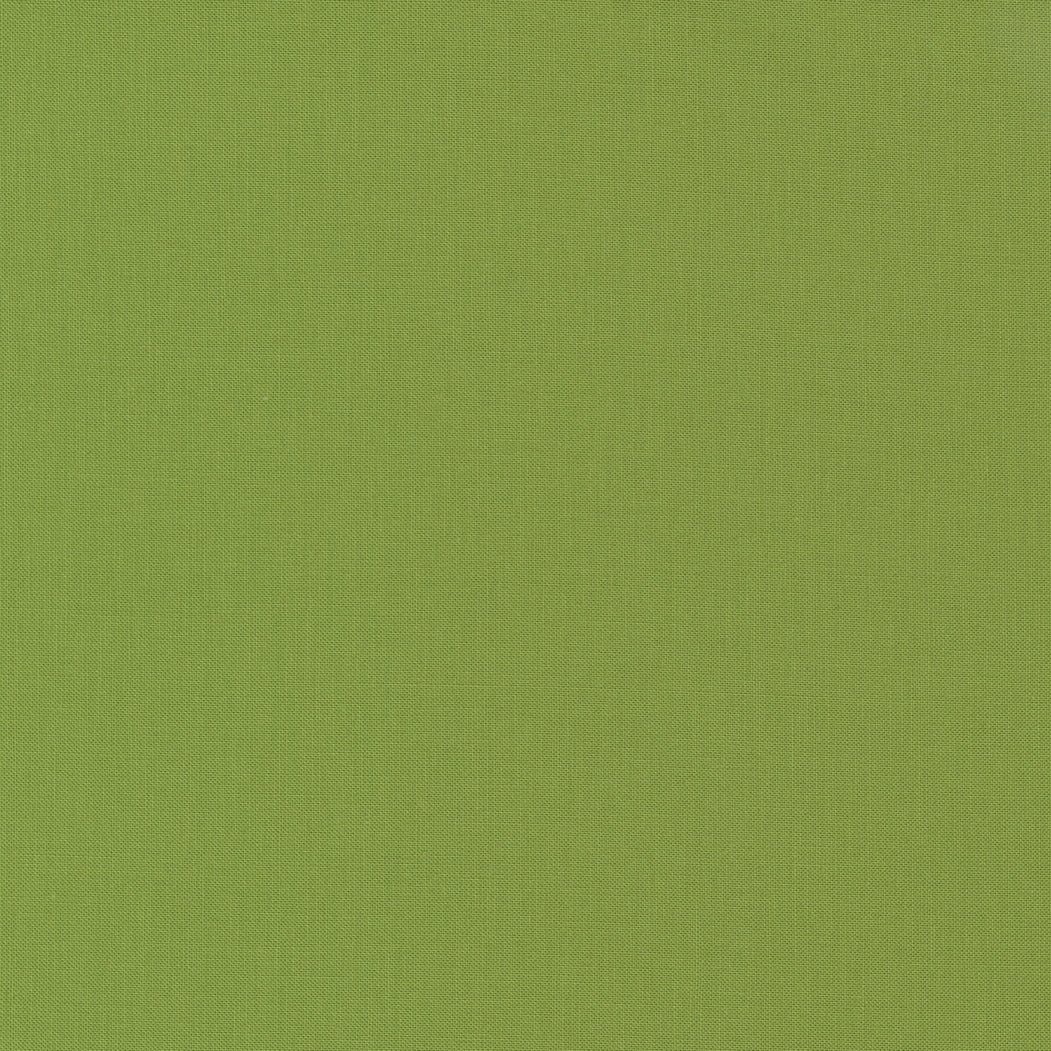 Moda Bella Solids Leaf 9900 192, 1/2 yard increments