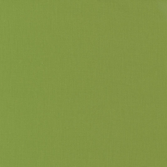 Moda Bella Solids Leaf 9900 192, 1/2 yard increments