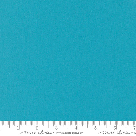Moda Bella Solids Blue Chill 9900 235, 1/2 yard increments
