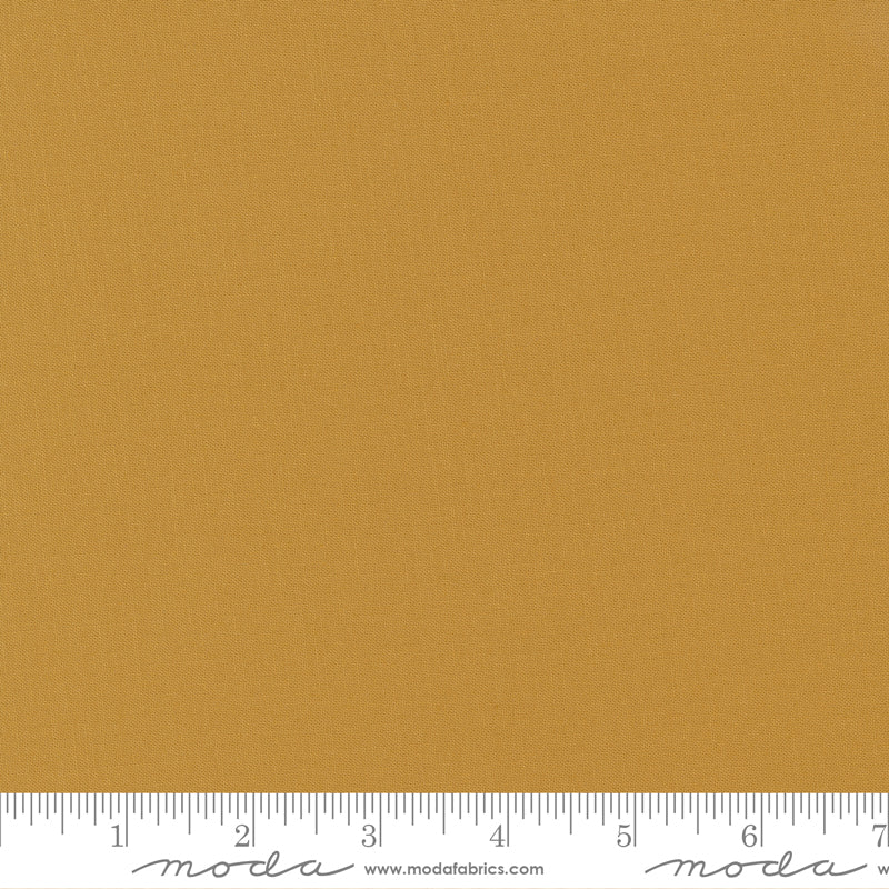 Moda Bella Solids Harvest Gold 9900 244, 1/2 yard increments
