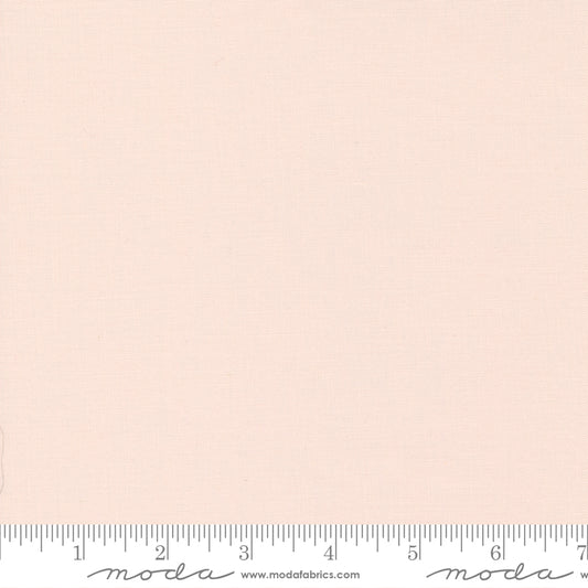 Moda Bella Solids Pale Pink 9900 26, 1/2 yard increments
