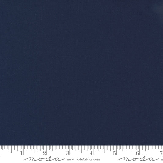 Moda Bella Solids Midnight 9900 419, 1/2 yard increments