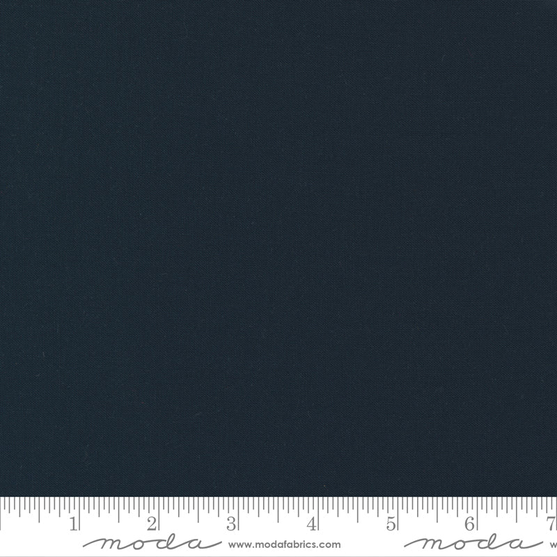 Moda Bella Solids Peacoat 9900 44, 1/2 yard increments