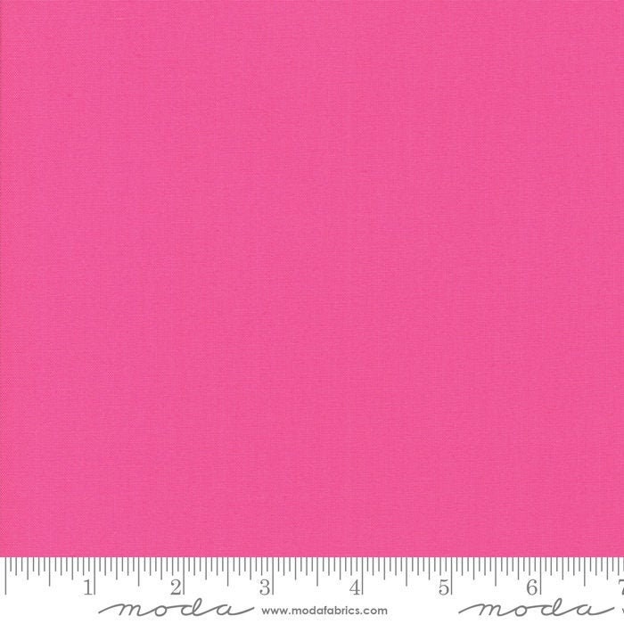 Moda Bella Solids Fuchsia 9900 190