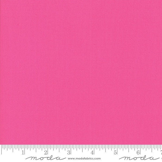 Moda Bella Solids Fuchsia 9900 190