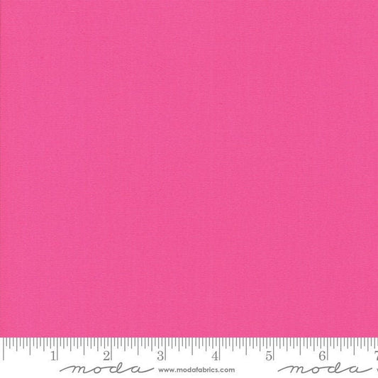 Moda Bella Solids Fuchsia 9900 190
