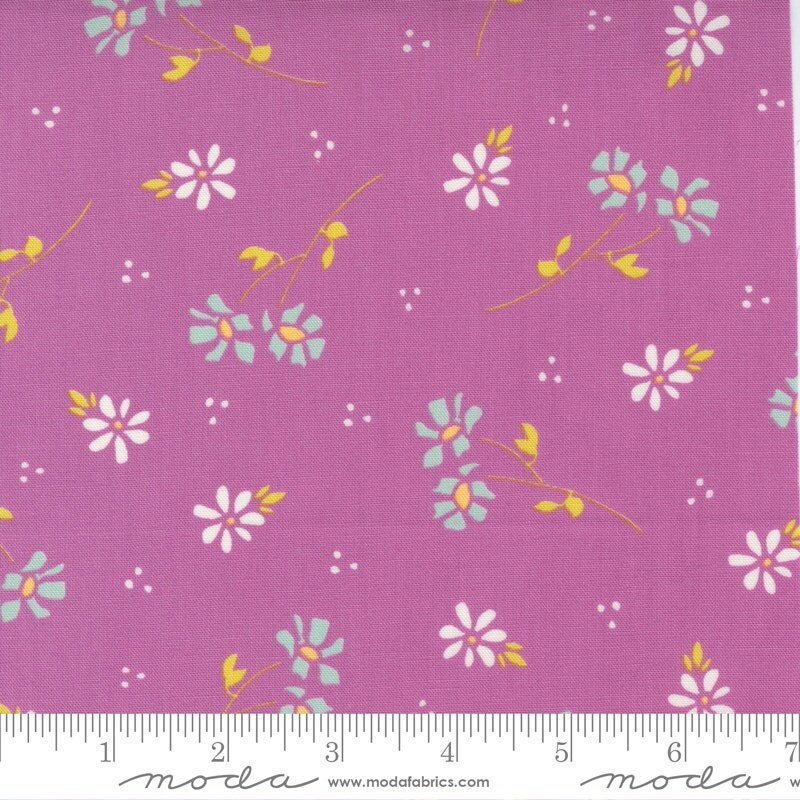 Seashore Drive Daisy Floral Violet by Sherri and Chelsi for Moda Fabrics 37621 16